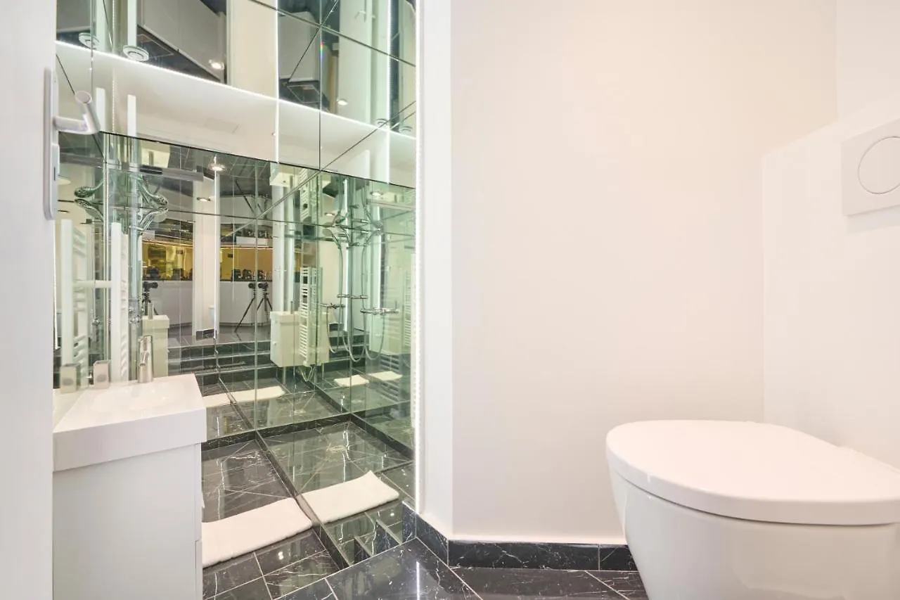 Apartment Amazing Studio 2P - Place Saint Georges/ Martyrs Paris